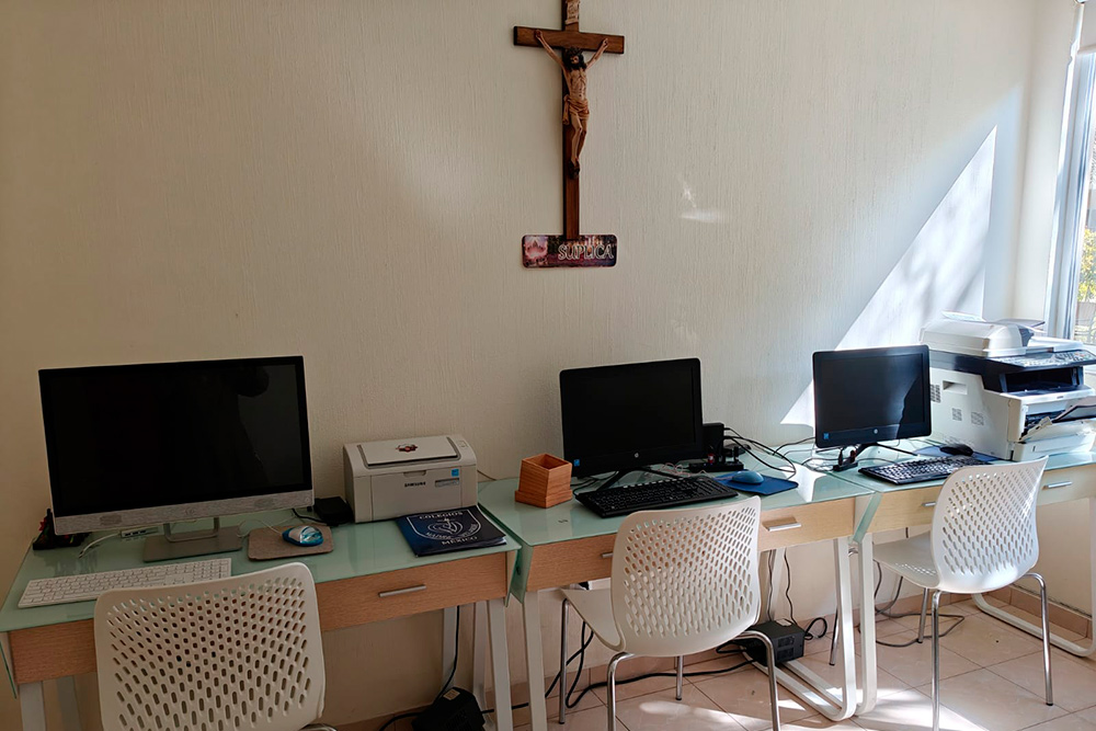 Colegio Madre Velarde - Bachillerato