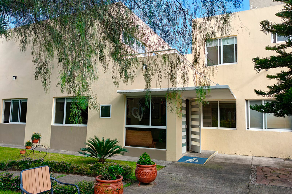 Colegio Madre Velarde - Bachillerato